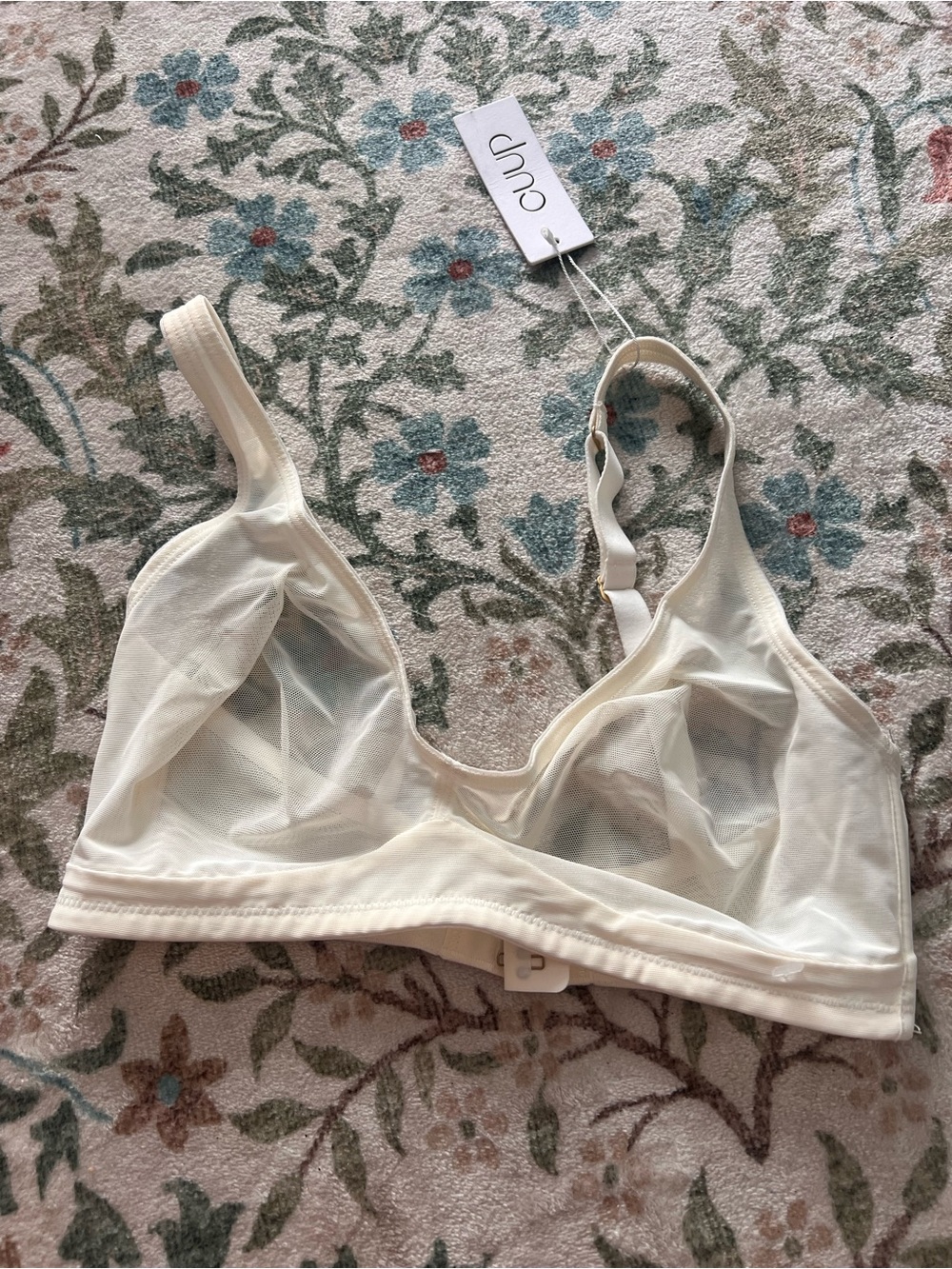 Cuup The Wireless Plunge Mesh Color Salt Size F-G